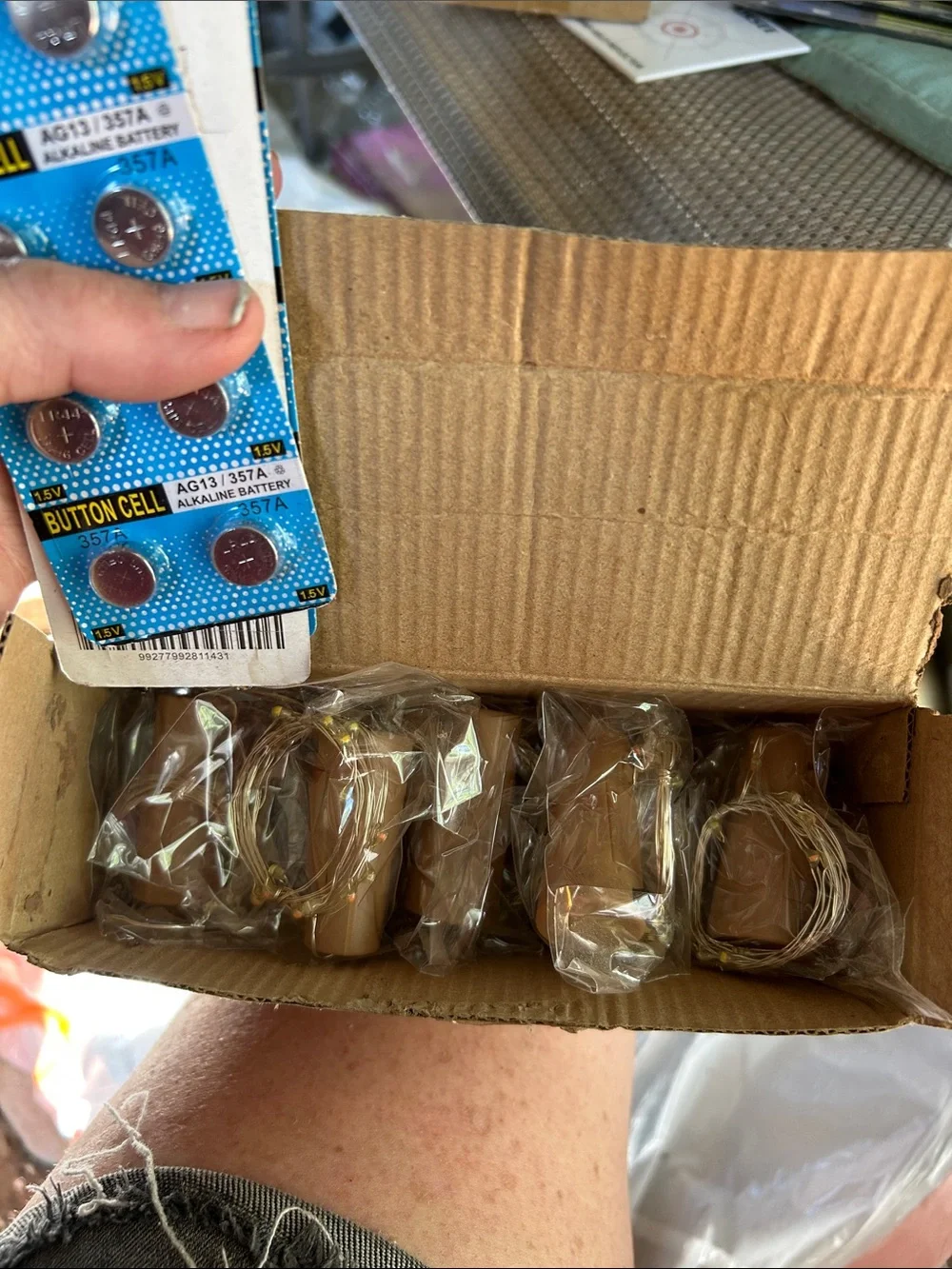 Set of 10 bottle Lights with Button Cell Batteries - Gold Tone